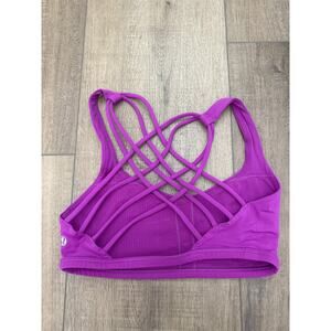 lululemon free to be wild bra size 4